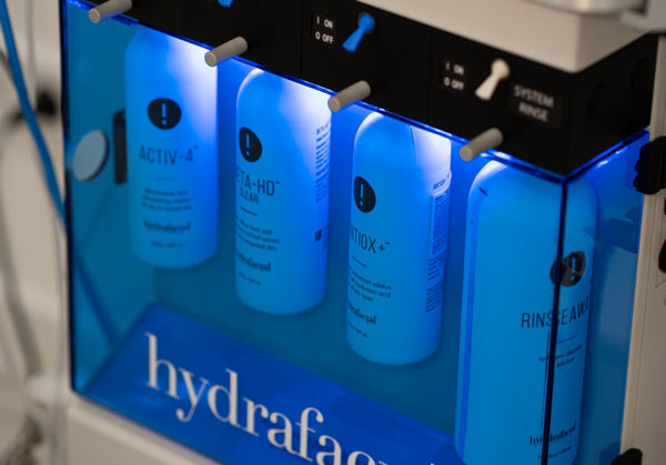 Аппарат HydraFacial в клинике Алимбековой